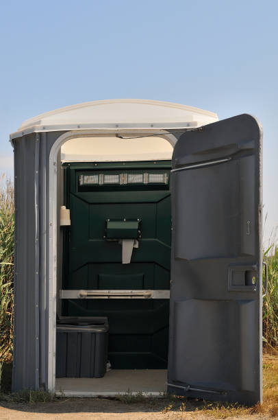 Best Best portable toilet rental  in Hazel Park, MI